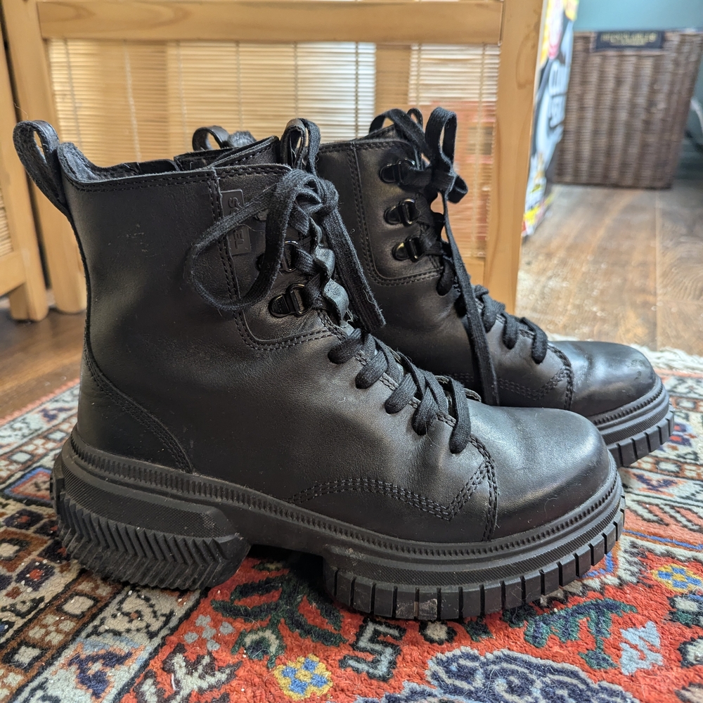 SOREL Ona waterproof Winter Boots Chunky Black Platform 7